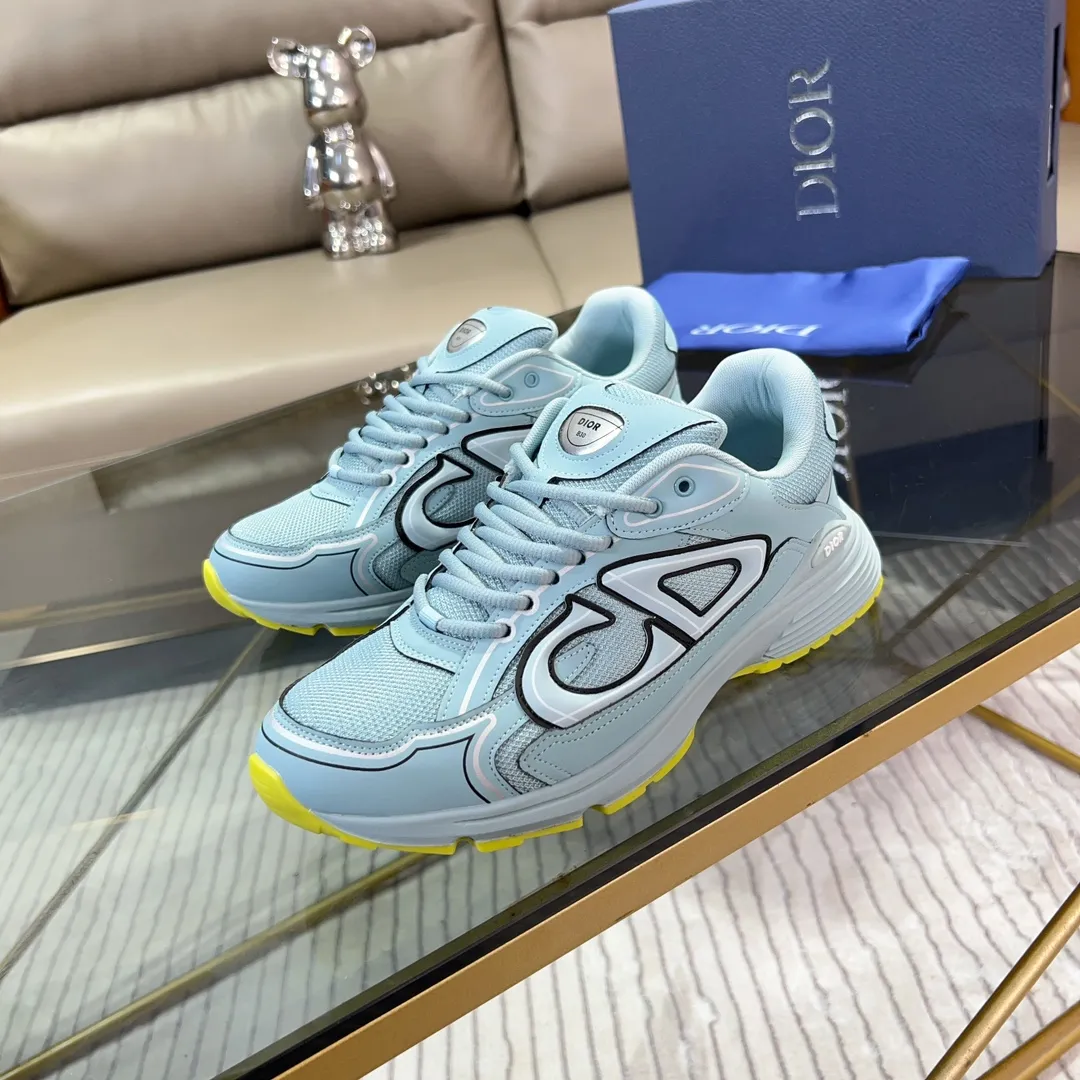 Men's Shoes💰P460💰【DIOR】Dior's new B30 low-top sneakers✅ are carefully made of gray mesh fabric and white technical fabric, decorated with reflective "CD30" graphic logo, and "DIO~B30" and "CD30" logos on the heel and tongue. An extra-light, sculpted rubber sole with signature accents adds style, while internal stretch details create ideal comfort. It can be matched with various casual styles to show a fashionable and modern sports style. Code number: 38-44 (45 can be customized)